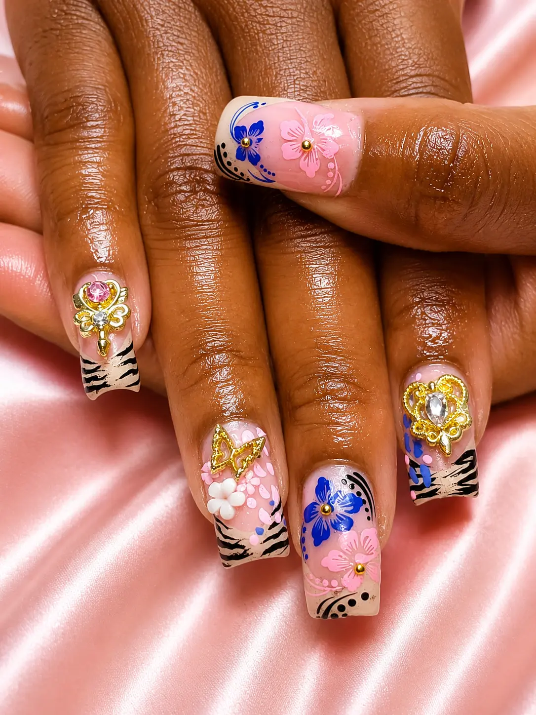 Custom press-on nail design 29
