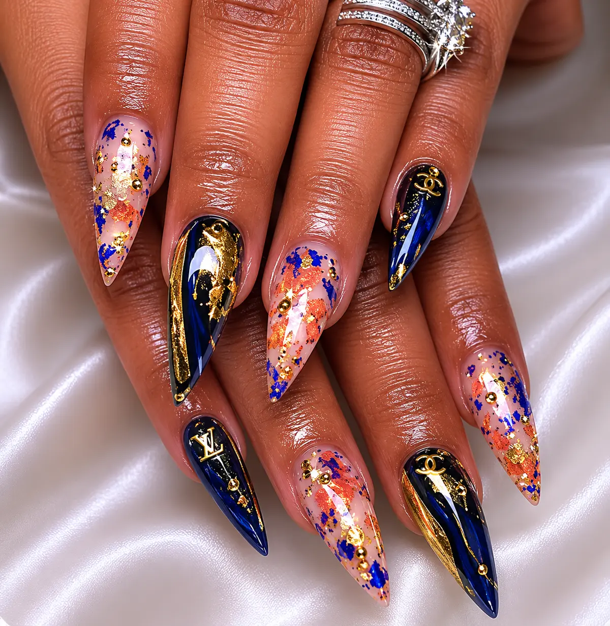 Custom press-on nail design 32