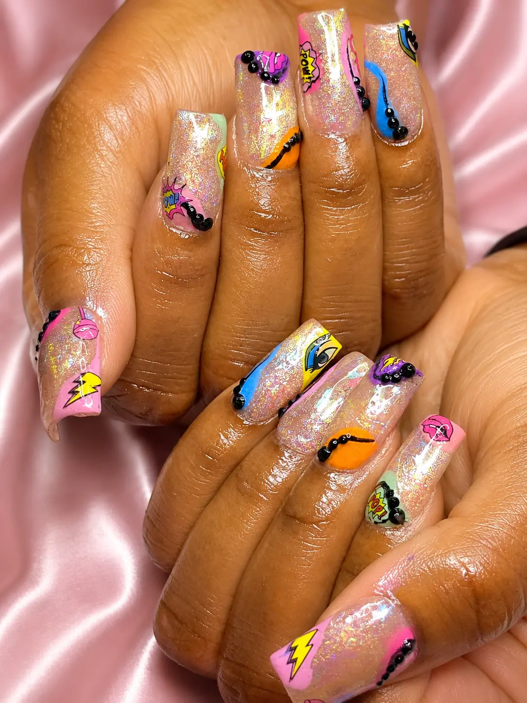 Custom press-on nail design 33